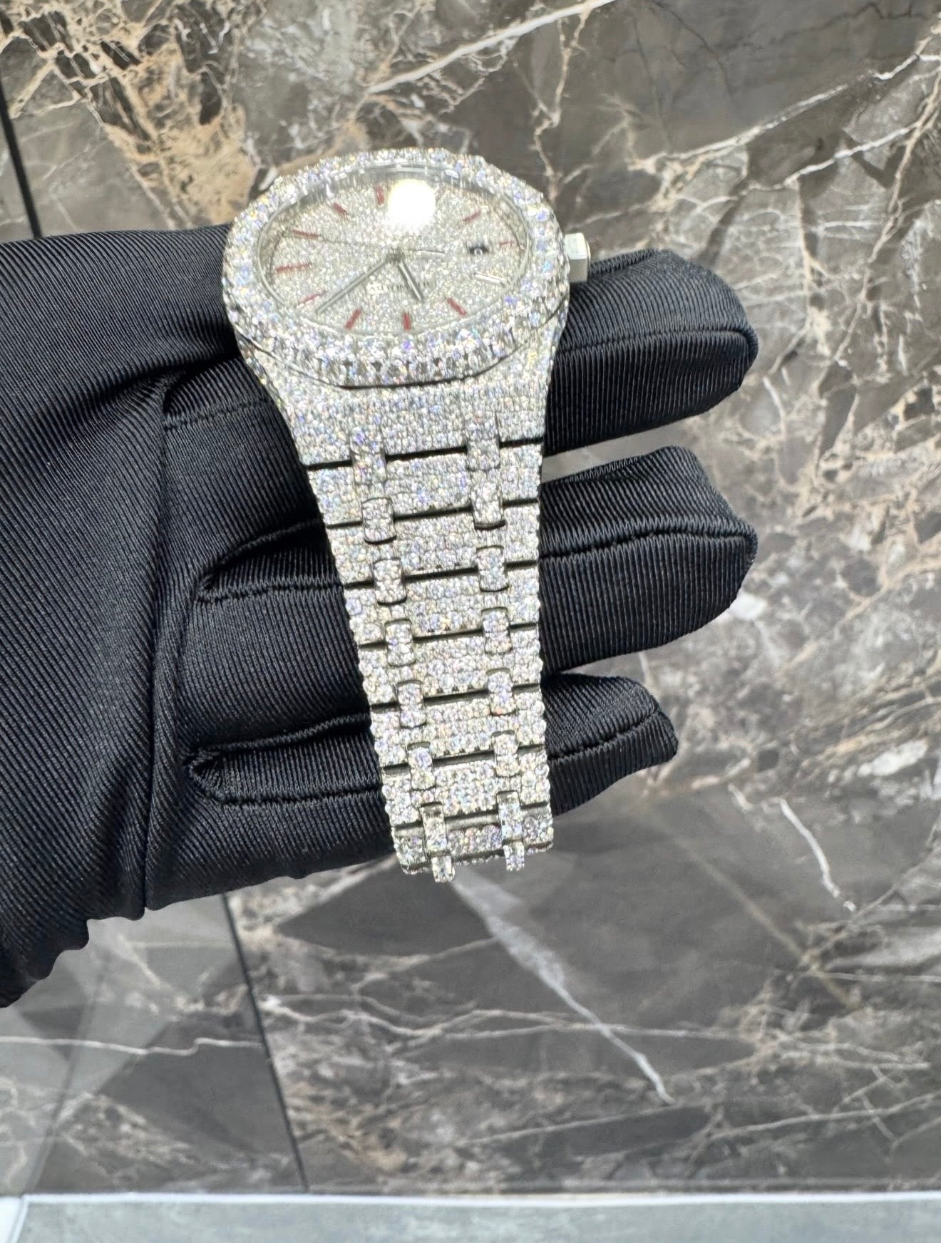 Royal Oak VVS1 Moissanite 41mm 'Red Dial'