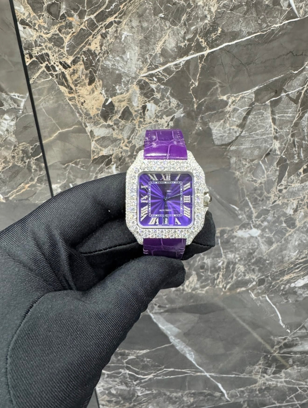 Santons VVS1 Moissanite 41mm 'White/Purp'