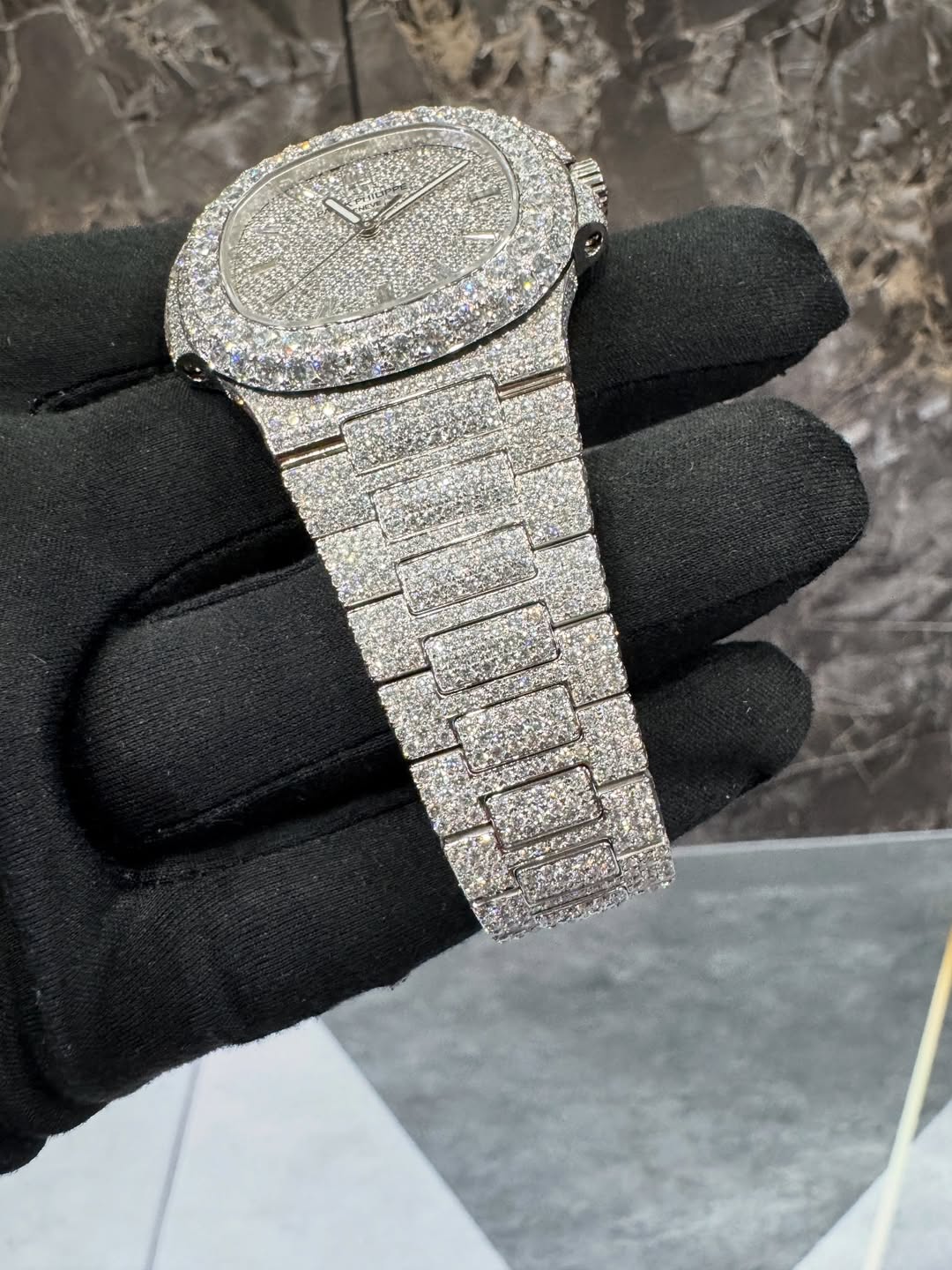 Nautilus VVS1 Moissanite 41mm 'White'