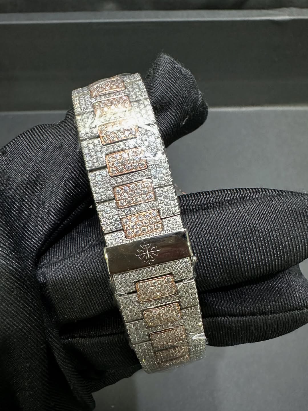 Nautilus VVS1 Moissanite 41mm 'Rose Gold'