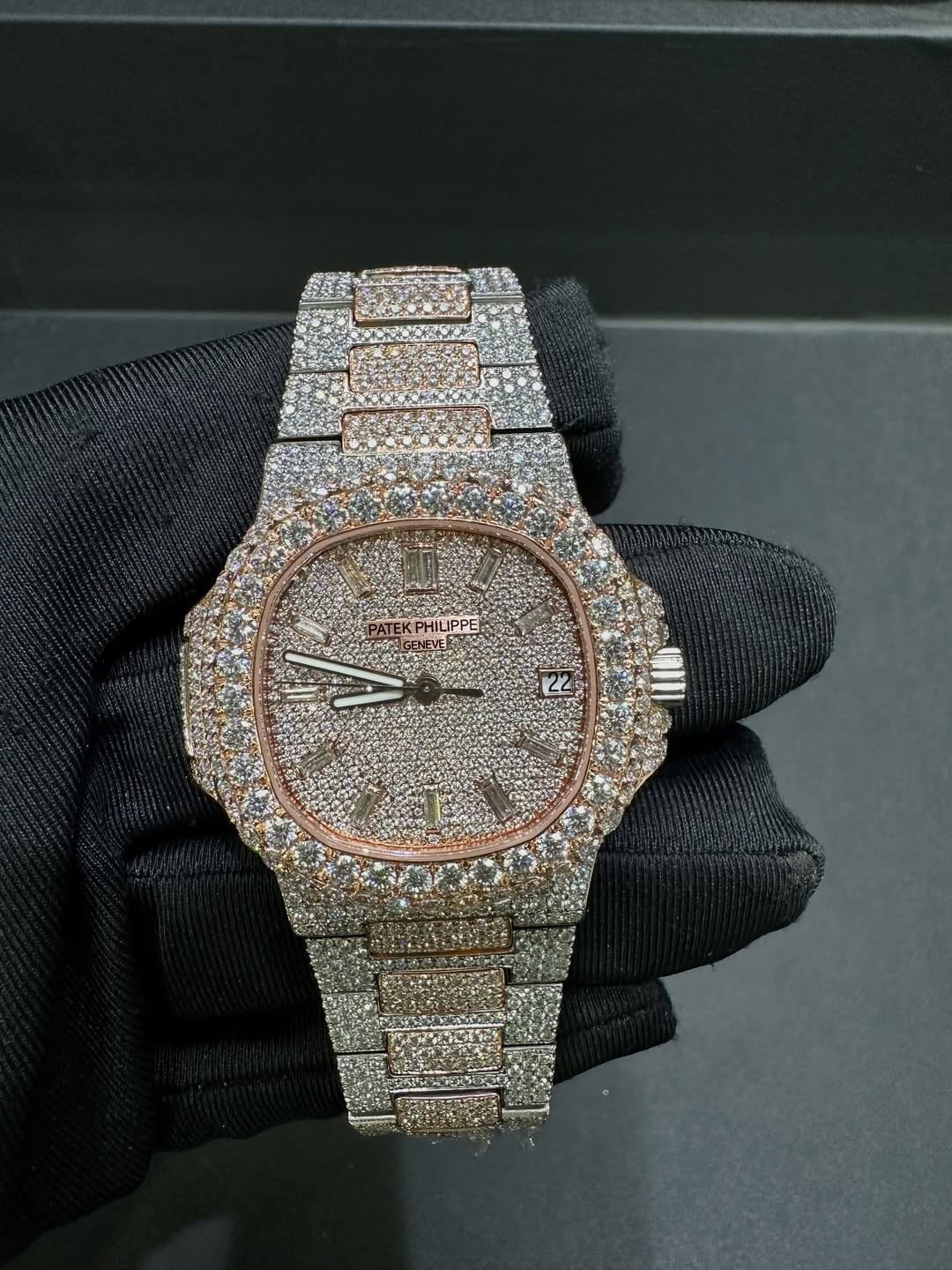 Nautilus VVS1 Moissanite 41mm 'Rose Gold'